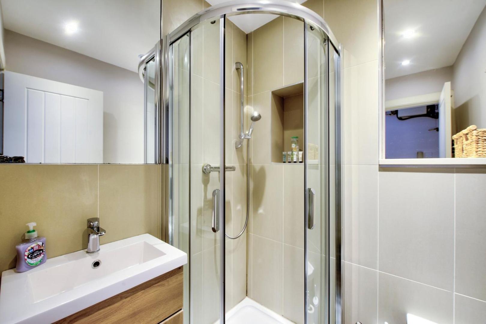 Guestready - Elegant Apt In Old Town Edinburgh Luaran gambar